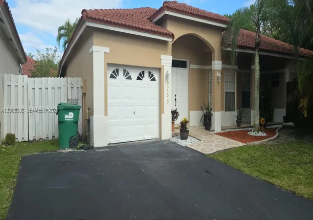 1st image of 5769 Nw 99th Ave, Doral, FL 33178 | MLS# A11968108