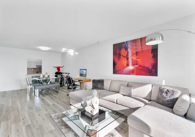 2nd image of 19380 Collins Ave #523, Sunny Isles Beach, FL 33160 | MLS# R11165303