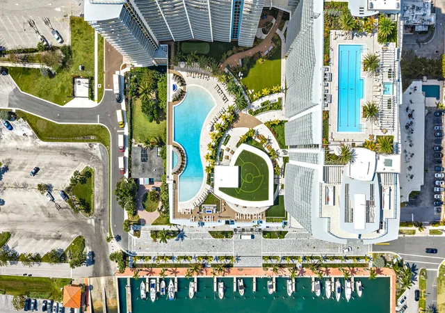 4th image of 220 Lake Shore Dr #N-1521, Lake Park, FL 33403 | MLS# R11165311