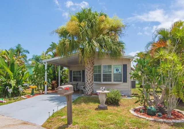 Homes for sale in Port St Lucie, FL | 1 Castilla Ln, Port St Lucie, FL 34952 | MLS# R11165350
