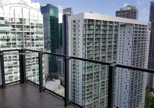 Condo for sale at 68 Se 6Th St #3305, Miami, FL 33131 | MLS# A11969235 | Listing updated on 2026-02-21