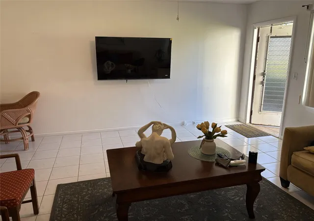 3rd image of 91 Preston C, Boca Raton, FL 33434