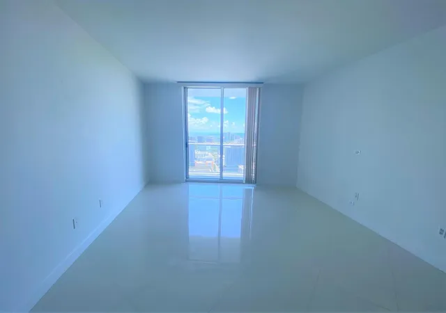 4th image of 185 Sw 7Th St #3708, Miami, FL 33130 | MLS# F10553903