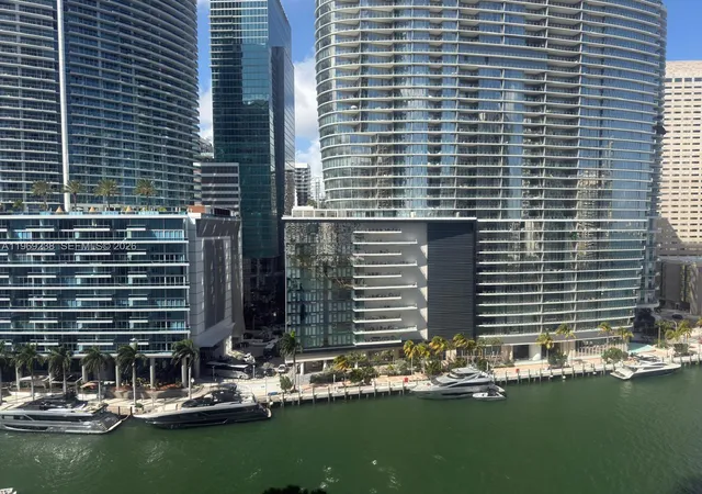 Homes for sale in Miami, FL | 465 Brickell #1504, Miami, FL 33131 | MLS# A11969238