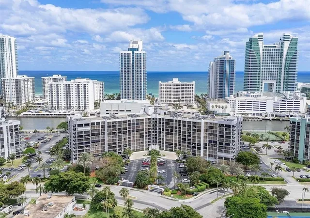 Photo 2 of Condo for sale at 1000 Parkview Dr #528, Hallandale Beach, FL 33009 | MLS# A11953757 | Listing updated on 2026-10-08