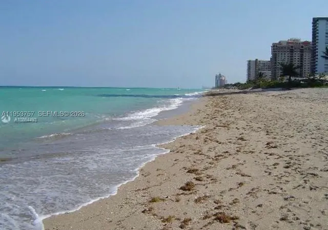 Photo 3 of Condo for sale at 1000 Parkview Dr #528, Hallandale Beach, FL 33009 | MLS# A11953757 | Listing updated on 2026-10-08