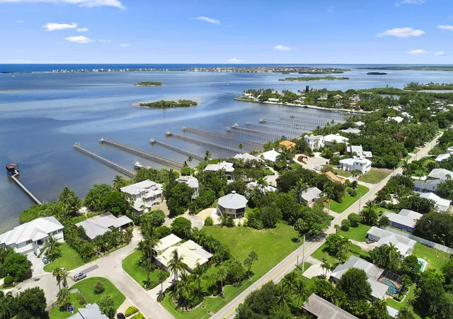 4th image of 18 Cranes Nest, Stuart, FL 34996 | MLS# R11165651