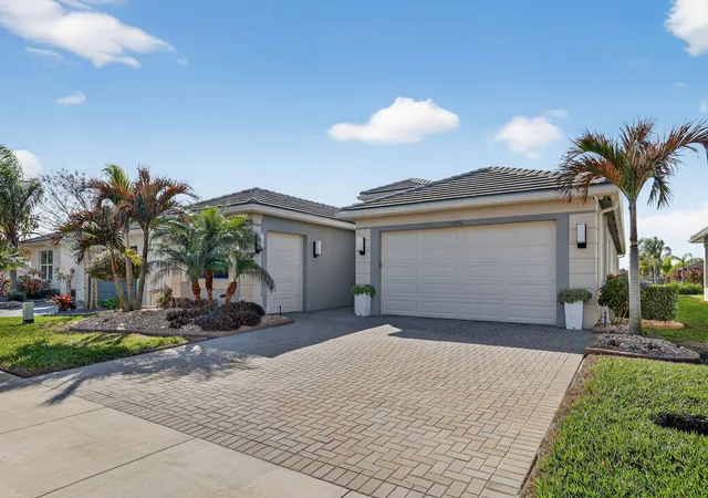 1st image of 11790 Sw Sailfish Isles Wy, Port St Lucie, FL 34987 | MLS# R11165653