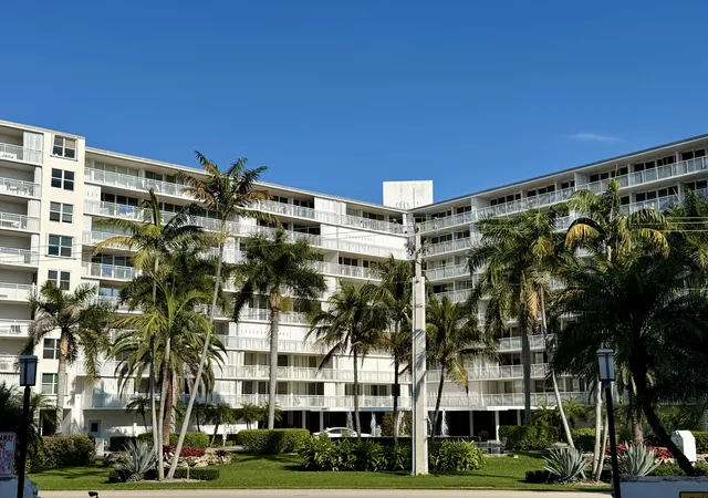 3rd image of 3546 S Ocean Blvd, Palm Beach, FL 33480
