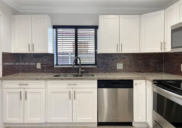 3rd image of 221 W 31St St, Hialeah, FL 33012 | MLS# A11970005