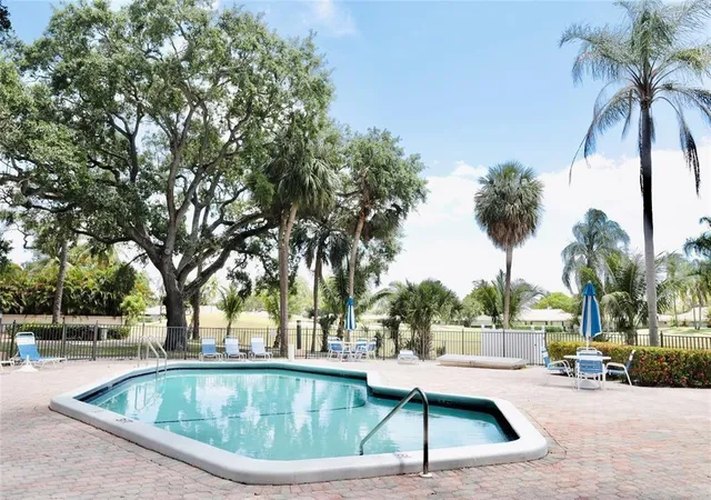 Homes for sale in Hollywood, FL | 4000 N Hills Dr #28, Hollywood, FL 33021 | MLS# F10554321