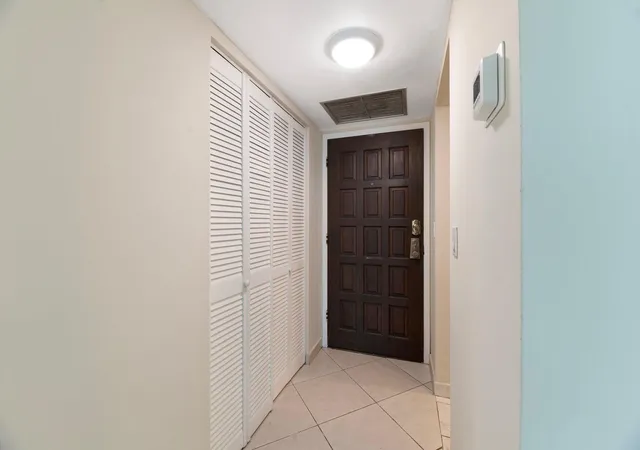 Homes for sale in Hollywood, FL | 3800 N Hills Dr #402, Hollywood, FL 33021 | MLS# F10554328