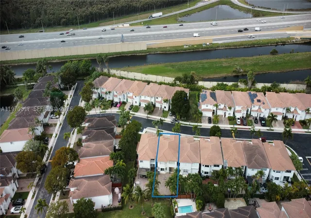 3rd image of 7035 Nw 116Th Ct, Doral, FL 33178 | MLS# A11970017