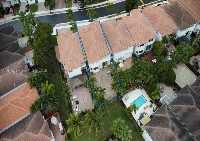 5th image of 7035 Nw 116Th Ct, Doral, FL 33178 | MLS# A11970017