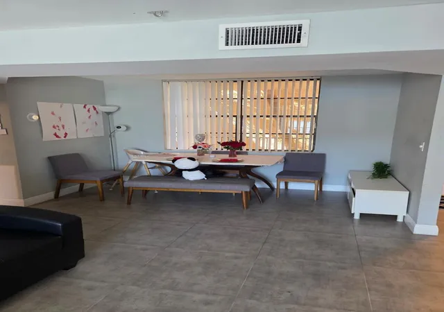 5th image of 3500 Blue Lake Dr #304, Pompano Beach, FL 33064 | MLS# F10554352