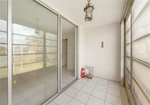 Homes for sale in Sunrise, FL | 8081 N Sunrise Lakes Dr #203, Sunrise, FL 33322 | MLS# F10554373