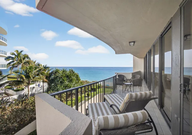 5th image of 4200 N Ocean Dr #1-406, Singer Island, FL 33404 | MLS# R11165934