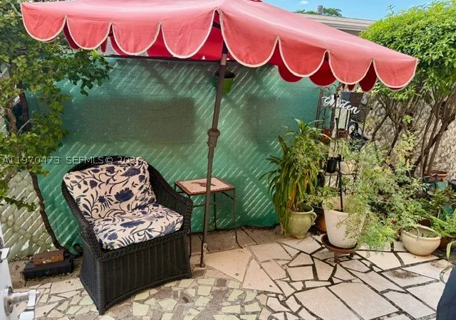 Photo 2 of Condo for sale at 2200 Monroe St #6, Hollywood, FL 33020 | MLS# A11970473 | Listing updated on 2026-08-21