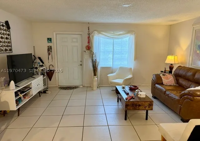 Photo 3 of Condo for sale at 2200 Monroe St #6, Hollywood, FL 33020 | MLS# A11970473 | Listing updated on 2026-08-21