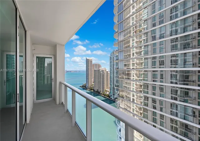 Homes for sale in Miami, FL | 300 S Biscayne Blvd #T-2602, Miami, FL 33131 | MLS# A11970275