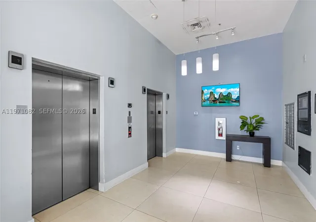 3rd image of 7275 Sw 90Th Way #404, Miami, FL 33156 | MLS# A11971082
