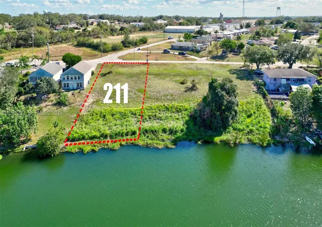 8th image of 211 Rachard Blvd, Lake Placid, FL 33852 | MLS# A11971202