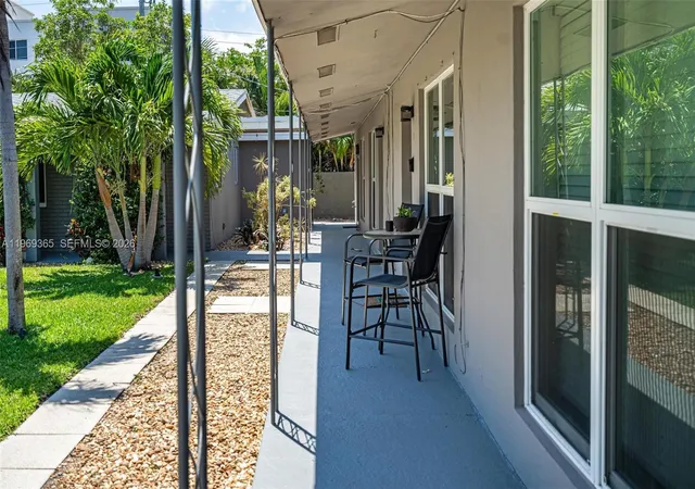 2nd image of 2201 Ne 14th Ave, Wilton Manors, FL 33305 | MLS# A11969365