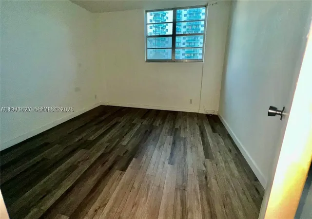 4th image of 3901 S Ocean Dr #3C, Hollywood, FL 33019 | MLS# A11971427