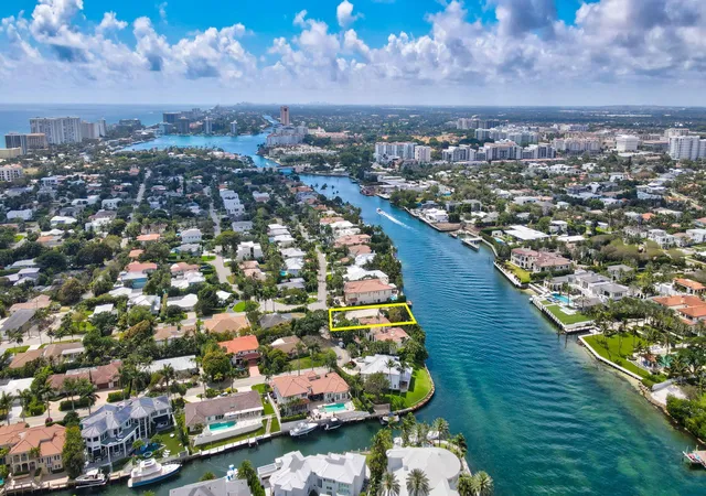 16th image of 601 Ne Spanish Trl, Boca Raton, FL 33432 | MLS# R11166363