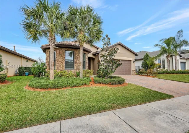 2nd image of 727 Se Boboli Way, Port St Lucie, FL 34984 | MLS# A11971655
