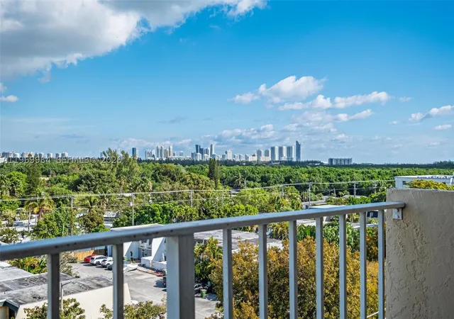Photo 3 of Condo for sale at 2350 Ne 135Th St #811, North Miami, FL 33181 | MLS# A11969984 | Listing updated on 2026-08-17