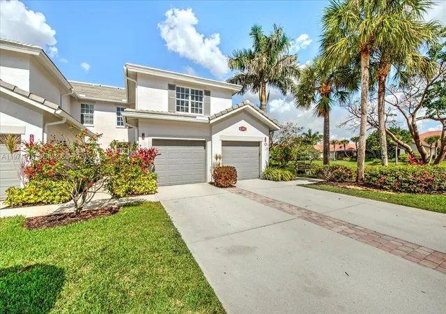 2nd image of 8385 Whisper Trace Ln Apt #104, Naples, FL 34114 | MLS# A11971918