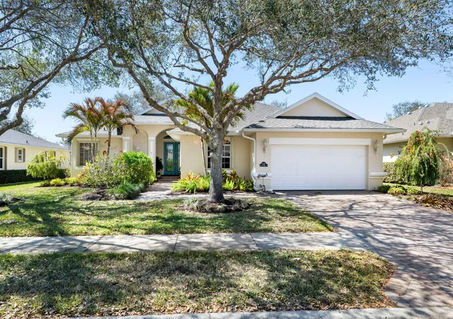 Homes for sale in Vero Beach, FL | 4220 Abington Woods Cir, Vero Beach, FL 32967 | MLS# R11166586