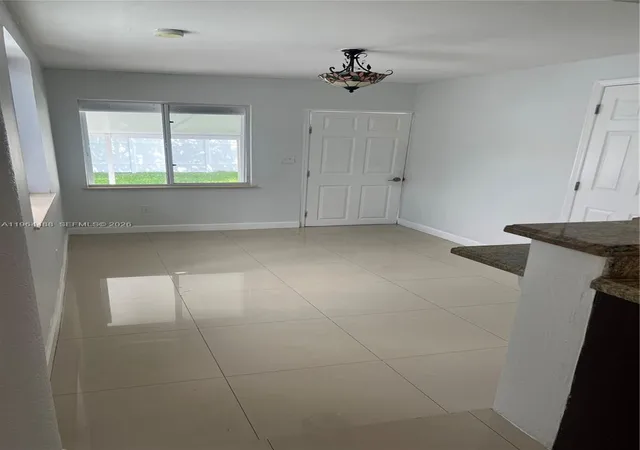 5th image of 6823 Sw 25Th St, Miami, FL 33155 | MLS# A11964488