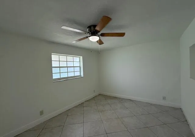 Homes for sale in Tamarac, FL | 5408 Nw 49th Ave, Tamarac, FL 33319 | MLS# R11166679