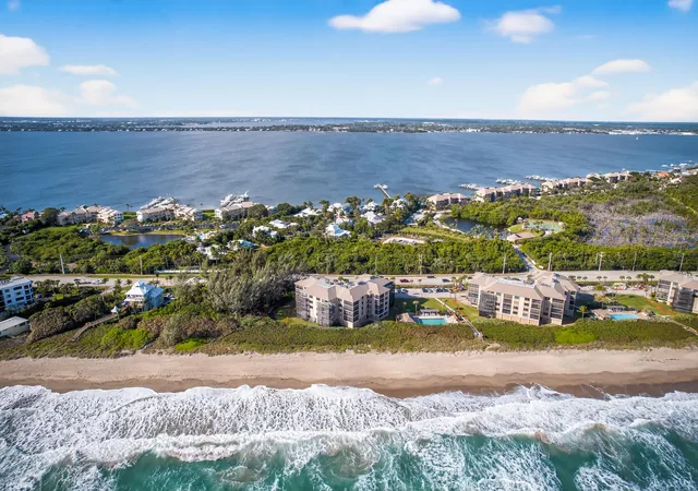 2nd image of 2491 Ne Ocean Blvd #106, Stuart, FL 34996 | MLS# R11166722