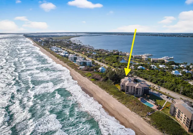 3rd image of 2491 Ne Ocean Blvd #106, Stuart, FL 34996 | MLS# R11166722