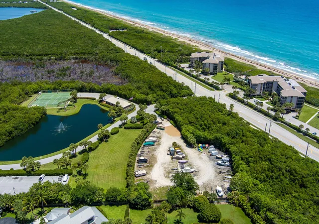 49th image of 2491 Ne Ocean Blvd #106, Stuart, FL 34996 | MLS# R11166722
