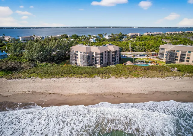 5th image of 2491 Ne Ocean Blvd #106, Stuart, FL 34996 | MLS# R11166722