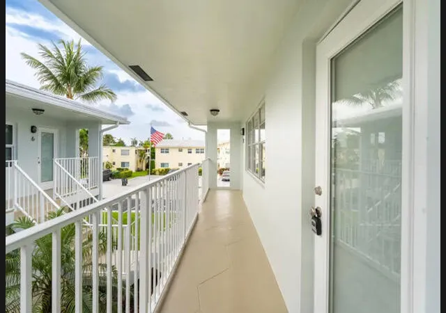 Homes for sale in Lighthouse Point, FL | 2737 Ne 28th St #9w, Lighthouse Point, FL 33064 | MLS# R11166740