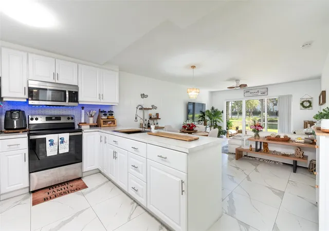 Homes for sale in Dania Beach, FL | 600 Ne 2nd St #105, Dania Beach, FL 33004 | MLS# F10554234