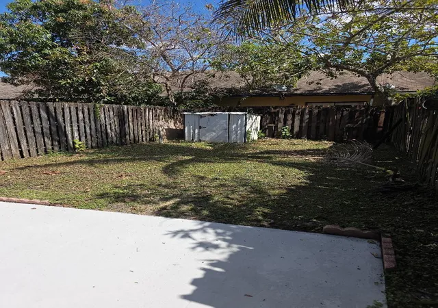 3rd image of 7474 Nw 34Th St #7474, Lauderhill, FL 33319 | MLS# F10554994