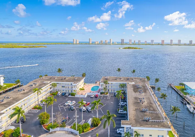 1st image of 101 Doolen Ct, South Palm Beach, FL 33408
