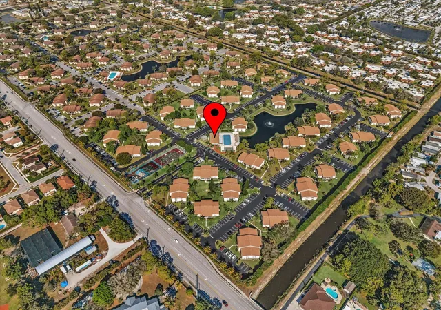 36th image of 305 Knotty Pine Cir #A2, Greenacres, FL 33463 | MLS# F10554957