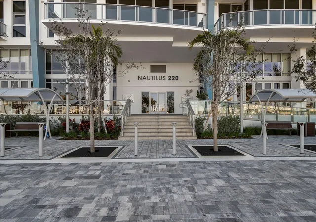29th image of 220 Lake Shore Dr #1417, Lake Park, FL 33403 | MLS# F10554913