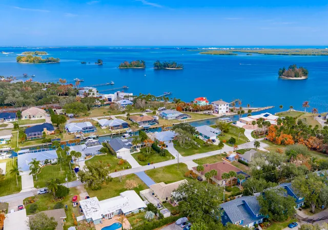 Homes for sale in Sebastian, FL | 6655 110th St, Sebastian, FL 32958 | MLS# R11166979