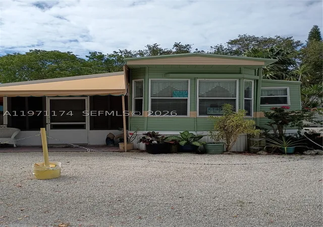 Photo 1 of Manufactured home for sale at 101551 Overseas Hwy, 147, Key Largo, FL 33037 | MLS# A11971174 | Listing updated on 2026-08-17
