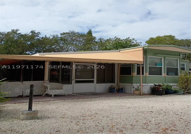 Photo 2 of Manufactured home for sale at 101551 Overseas Hwy, 147, Key Largo, FL 33037 | MLS# A11971174 | Listing updated on 2026-08-17