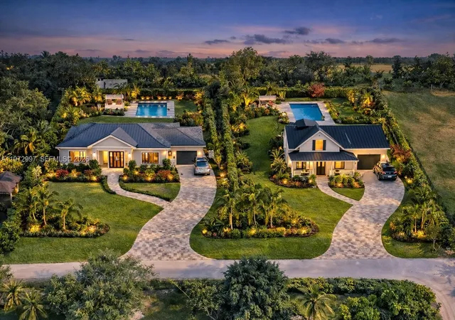 4th image of 25710 Sw 153 Ct, Unincorporated Dade, FL 33032 | MLS# A11972997
