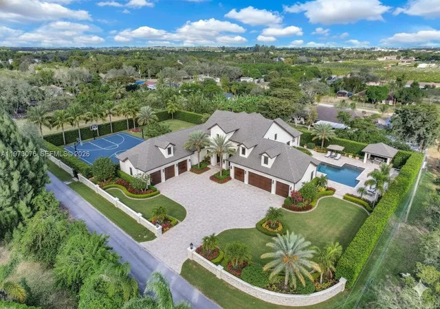 5th image of 25730 Sw 153 Ct, Unincorporated Dade, FL 33032 | MLS# A11973076